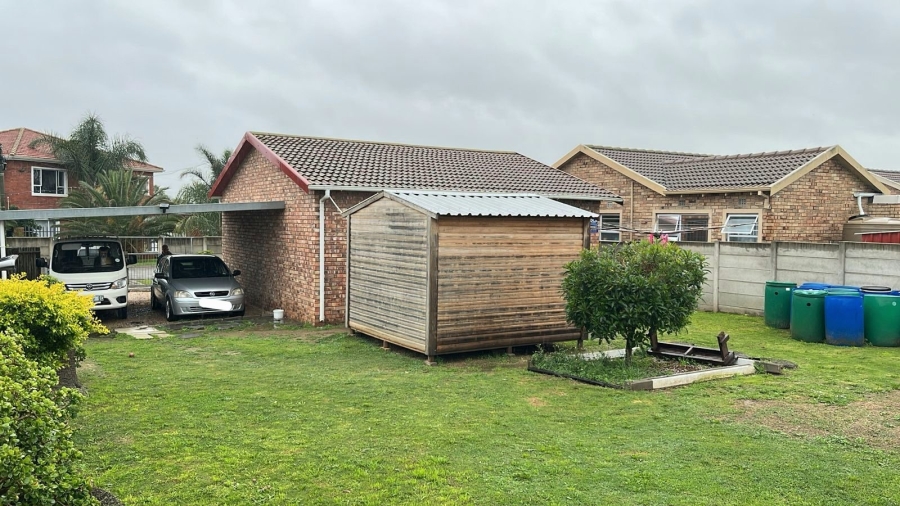 2 Bedroom Property for Sale in Windsor Park Eastern Cape
